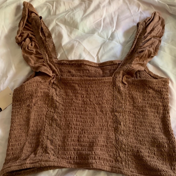 SO Crochet Trim Tank Top - Picture 3 of 5